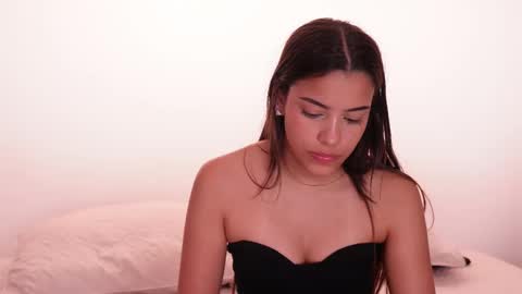 Snapshot of nicky_and_blake chatting on 02/25/25, 09:57 nicky and blake online show from 02/25/25, 09:57