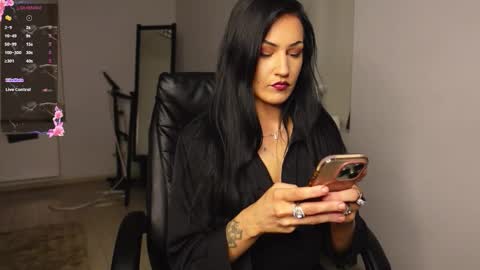 Snapshot of nicky_diammond chatting on 03/27/26, 08:08 NICKY DIAMMOND online show from 03/27/26, 08:08