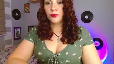 Snapshot of nicky_lucy_m chatting on 12/16/24, 04:13 lucy online show from 12/16/24, 04:13