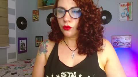 Snapshot of nicky_lucy_m chatting on 02/12/25, 05:58 lucy online show from 02/12/25, 05:58