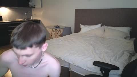 Nicki  Danny online show from 10/12/25, 05:23