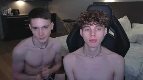 Nicki  Danny online show from 10/22/25, 05:34