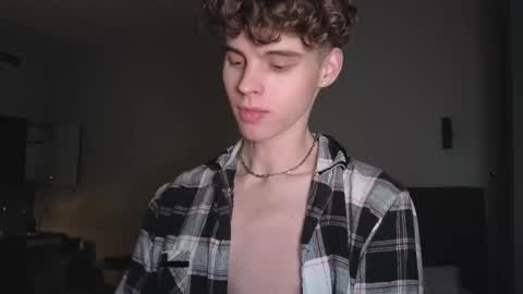 Nicki  Danny online show from 10/28/25, 07:23