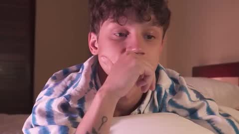 Snapshot of nicky_neal chatting on 01/14/26, 09:52 Nicky Neal online show from 01/14/26, 09:52