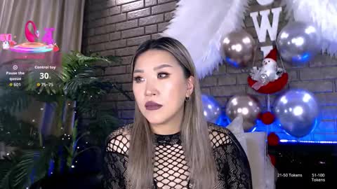 Snapshot of nicky_owl chatting on 01/14/26, 12:55 Today is my 41st birthday And in 2 hours Im waiting for you on the stream Stock up on tokens and a good mood Nicky online show from 01/14/26, 12:55