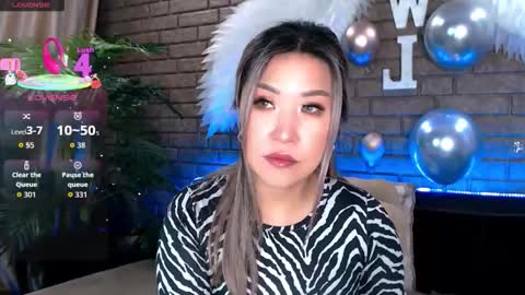Snapshot of nicky_owl chatting on 02/10/26, 04:00 Today is my 41st birthday And in 2 hours Im waiting for you on the stream Stock up on tokens and a good mood Nicky online show from 02/10/26, 04:00