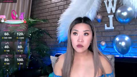 Snapshot of nicky_owl chatting on 02/19/26, 02:02 Today is my 41st birthday And in 2 hours Im waiting for you on the stream Stock up on tokens and a good mood Nicky online show from 02/19/26, 02:02