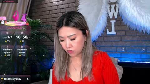 Snapshot of nicky_owl chatting on 05/18/26, 12:33 Today is my 41st birthday And in 2 hours Im waiting for you on the stream Stock up on tokens and a good mood Nicky online show from 05/18/26, 12:33