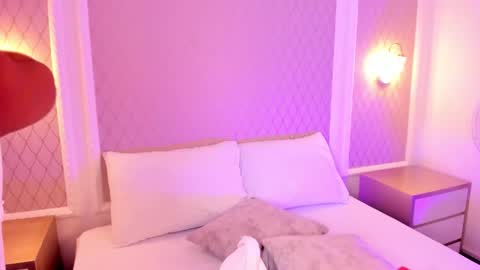 Nicky  online show from 11/27/25, 02:35