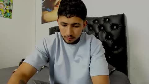 Snapshot of nicky_vance chatting on 11/15/25, 06:26 nicky online show from 11/15/25, 06:26