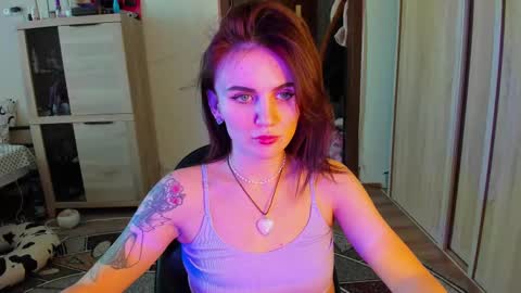 Nicky Weekends online show from 02/11/25, 10:26