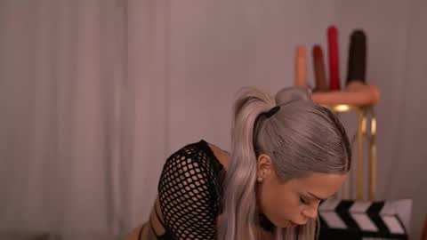 Nicky online show from 09/30/25, 05:40