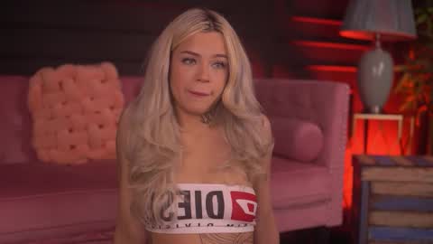 Nicky online show from 11/27/25, 09:28