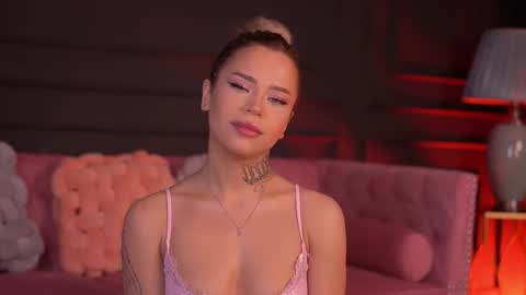 Nicky online show from 12/14/25, 07:29