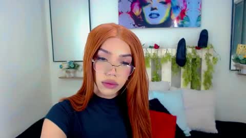 Snapshot of nickynoa chatting on 02/02/25, 03:10 Nicky online show from 02/02/25, 03:10