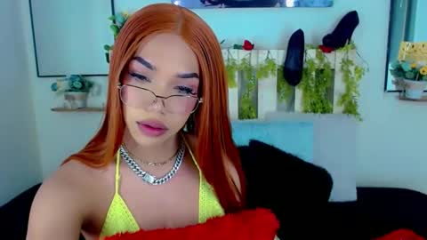 Snapshot of nickynoa chatting on 02/03/25, 02:47 Nicky online show from 02/03/25, 02:47