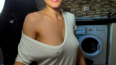 Nicky online show from 02/23/25, 12:48