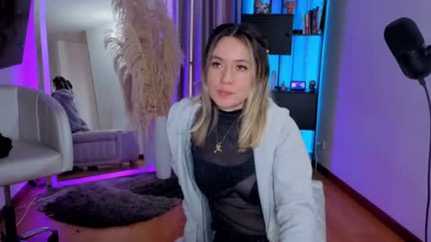 Nicky online show from 07/11/26, 05:04