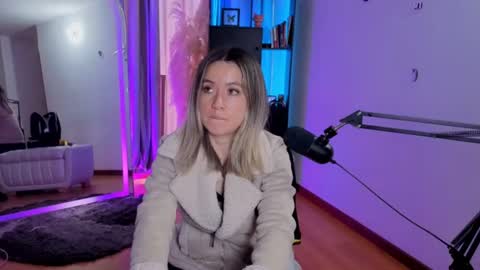 Nicky online show from 07/14/26, 04:13