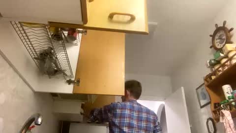 Snapshot of nico181969 chatting on 02/12/25, 09:22 Nico online show from 02/12/25, 09:22