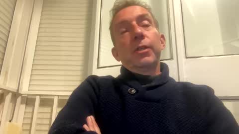 Snapshot of nico181969 chatting on 02/25/25, 09:02 Nico online show from 02/25/25, 09:02