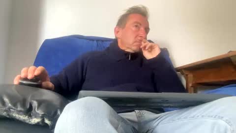 Snapshot of nico181969 chatting on 03/10/25, 12:15 Nico online show from 03/10/25, 12:15