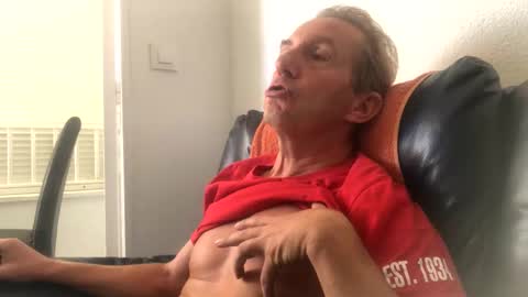 Snapshot of nico181969 chatting on 09/21/25, 03:13 Nico online show from 09/21/25, 03:13