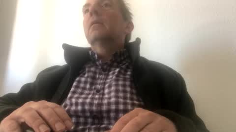 Snapshot of nico181969 chatting on 05/14/26, 11:06 Nico online show from 05/14/26, 11:06