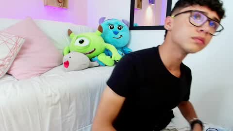 nico online show from 03/01/25, 04:47