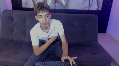 Snapshot of nico_naughtyboy chatting on 05/31/26, 12:52 nico_naughtyboy online show from 05/31/26, 12:52