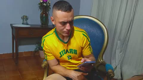 Snapshot of nicogentle chatting on 06/25/26, 01:49 Nico Gentle online show from 06/25/26, 01:49