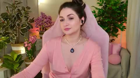 Snapshot of nicol_angel888 chatting on 12/23/25, 02:31 Nicole Online at about after 1000 6 UK time or 900 - 500 UK time it approximate time interval online show from 12/23/25, 02:31