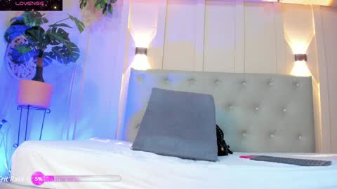 Snapshot of nicol_snow chatting on 12/09/24, 01:24 Your baby Nicol online show from 12/09/24, 01:24