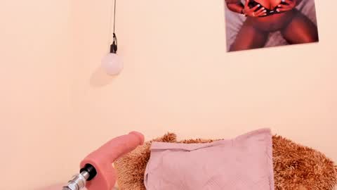 Nicol Villa online show from 01/10/25, 07:00