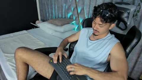 Nicolai online show from 04/24/26, 12:29