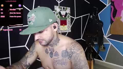 nicolas online show from 10/24/25, 03:03