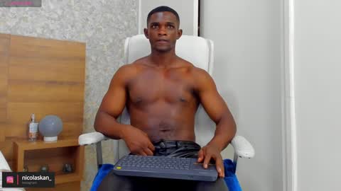 Nicolas online show from 12/14/24, 06:41