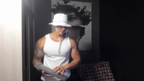 Andres online show from 12/16/25, 04:56