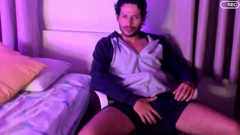 Snapshot of nicolasrodrii chatting on 12/20/25, 02:07 nicolasrodrii online show from 12/20/25, 02:07