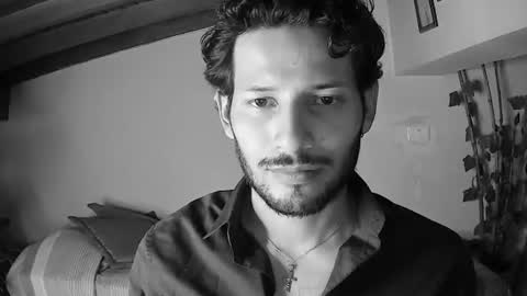Snapshot of nicolasrodrii chatting on 06/17/26, 10:32 nicolasrodrii online show from 06/17/26, 10:32