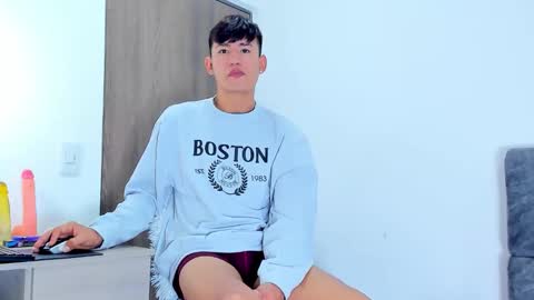 nicolastorres__ online show from 11/12/25, 04:57