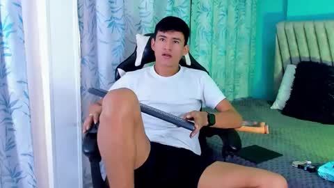 nicolastorres__ online show from 02/27/26, 09:48