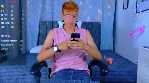 nicolastorres__ online show from 04/22/26, 02:36