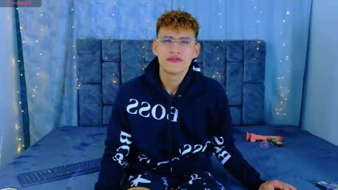 nicolastorres__ online show from 05/06/26, 02:40