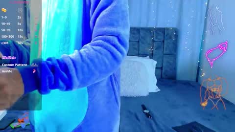 nicolastorres__ online show from 05/11/26, 04:07