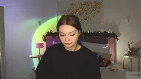 Snapshot of nicole_broown chatting on 01/15/26, 09:18 Nicole online show from 01/15/26, 09:18