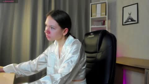 GMT7TueWedThSu 0300am-0900am. Sa 1000am-0400pm online show from 03/05/25, 08:10