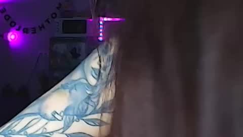 Kitty Nikki online show from 03/02/25, 11:09