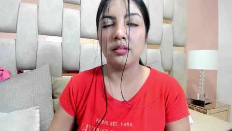 nicole_fisherr online show from 10/18/25, 04:59