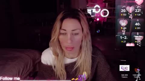 Snapshot of nicole_g0ld_ chatting on 01/15/26, 01:10 Nicole online show from 01/15/26, 01:10